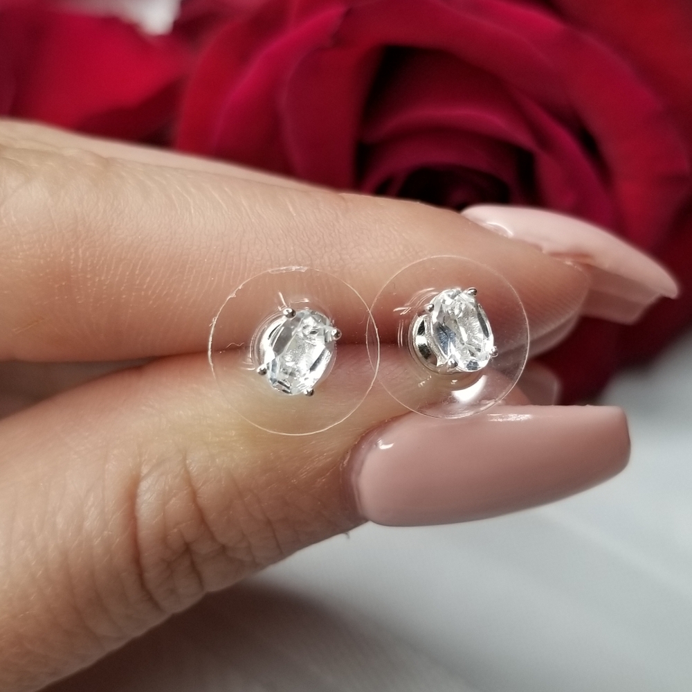 NEW White Topaz Stud Earrings